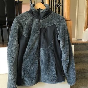 Columbia fuzzy jacket